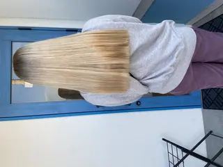 カラー ショート パーマ キッズ ヘアアレンジ メンズ corazon ブリーチのヘアスタイル