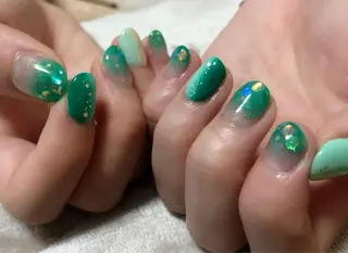 ネイル t. yoshizawaのネイルデザイン
