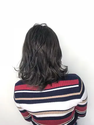 ミディアム カラー ブリーチカラー/ 岩破瑞希のヘアスタイル