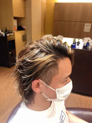 カラー メンズ トレンド眉🌈✨ megumiのマツエク・マツパデザイン