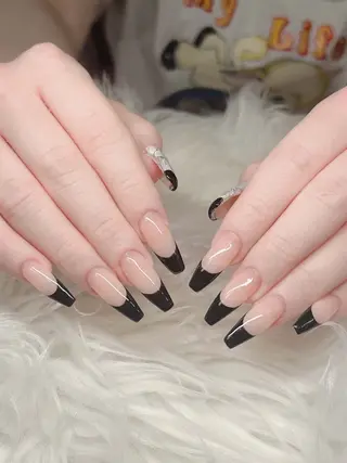 ネイル Lee Nailsのネイルデザイン