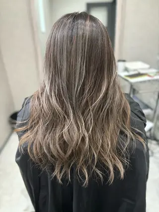 ロング yoshihara yuukiのヘアスタイル