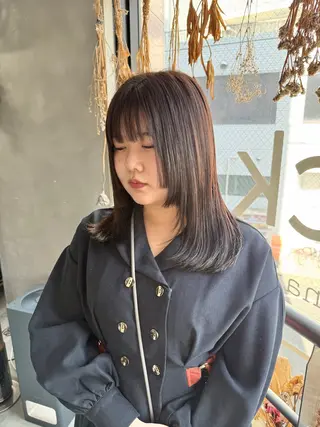 セミロング カラー ウルフ レイヤー パーマ🪐MANAのヘアスタイル