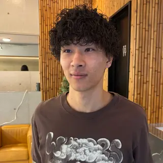 ショート パーマ メンズ ✨️髪質改善✨️ツヤ カラー✨️竹脇美奈のヘアスタイル