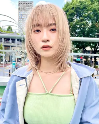 ミディアム 透明感カラー / Rio👶🏻💞のヘアスタイル