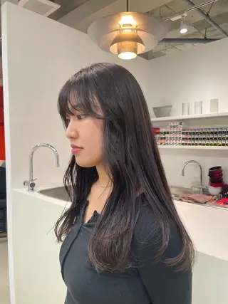 ロング カラー H I ＮＡのヘアスタイル