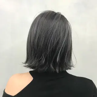 ショート カラー カット・ブリーチ TAIGAのヘアスタイル