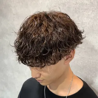 カラー パーマ メンズ 🔥メンズカット＋ パーマの達人🔥のヘアスタイル