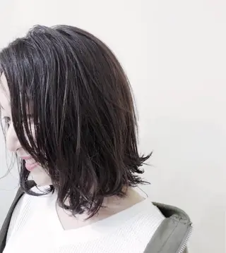 ショート 岩渕 由里香のヘアスタイル