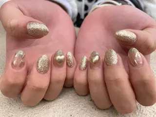 ミディアム ネイル ✴︎ Delightのネイルデザイン