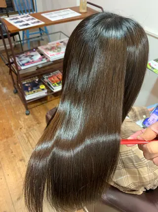 ミディアム 髪質改善エイジングケ ア専門美容室チアフルのヘアスタイル