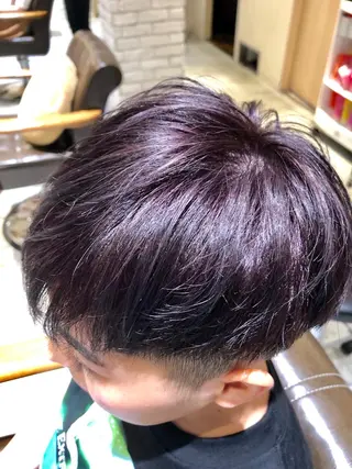 ショート カラー 坂口 功一郎のヘアスタイル