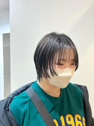 ショート ハッシュ・ウルフ🐺 小顔レイヤー松山直史のヘアスタイル