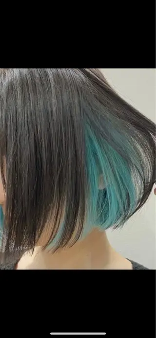 カラー Nakashima Akiのヘアスタイル