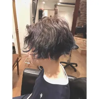 ショート カラー パーマ マエダ カズエ🫶 coronahairのヘアスタイル