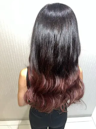 ロング カラー RAY Field 小佐井悠未のヘアスタイル