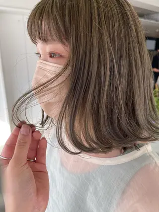 ショート カラー 💓パーマ，💗 レイヤーカットのヘアスタイル