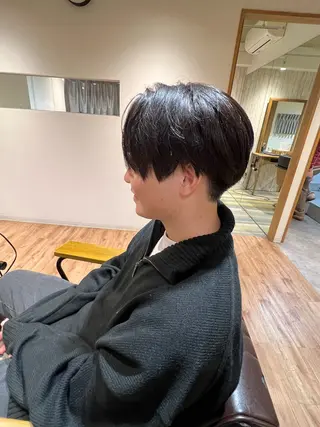 ショート カラー メンズ 佐藤 彩弥のヘアスタイル