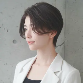 ショート ハッシュカット 田窪珠妃のヘアスタイル