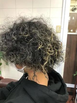 パーマ キセ ワカナのヘアスタイル