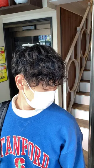 ショート パーマ メンズ 【ブリーチ無しW】 【暗髪&暖色系】圭真のヘアスタイル
