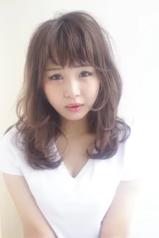 ミディアム タジマ ヤスヒサのヘアスタイル