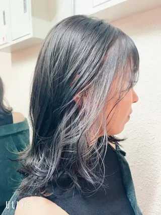 ミディアム チカ/暖色系カラー/ おまかせ大歓迎のヘアスタイル