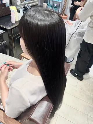 カラー 平尾/艶カラー/フェ ードカット/中川誠大のヘアスタイル