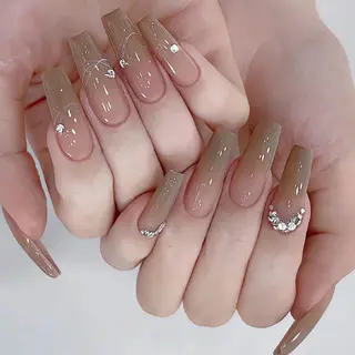 ロング めぐみのネイルサロン スタッフ練習のネイルデザイン