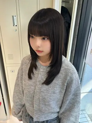 ミディアム 透明感ダブルカラー/ レイヤー💕miyuのヘアスタイル