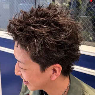 ショート パーマ メンズ 吉田 新平のヘアスタイル