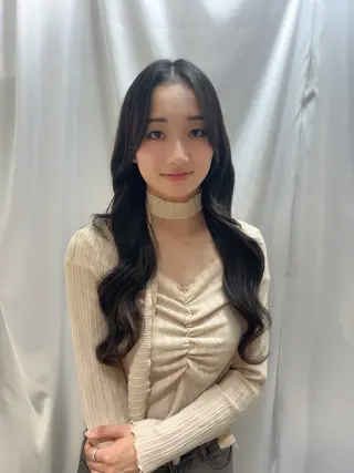 ロング エクステ・セット 専門店Sleekのヘアスタイル