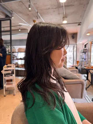 ロング パーマ Saki / Dai myo hair大名のヘアスタイル