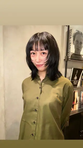 ミディアム カラー タナカ カナ🫧のヘアスタイル