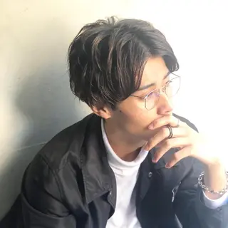 ショート カラー パーマ メンズ 関西センターパート メンズモデル募集のヘアスタイル