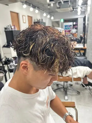 パーマ メンズ カズキ🌼曲がる 縮毛矯正のヘアスタイル