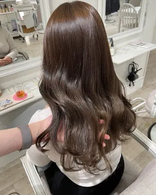 カラー 盛れる顔まわり✨🎀 レイヤー別所好葉のヘアスタイル