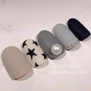 ショート .. momoko🕊のネイルデザイン