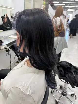 ロング 艶髪ハイトーンカラー 渋谷🎀ririkaのヘアスタイル