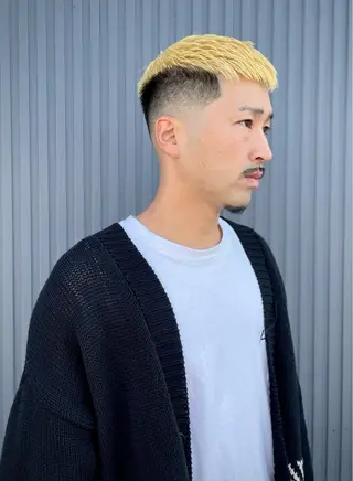 ショート 上岡 祐のヘアスタイル