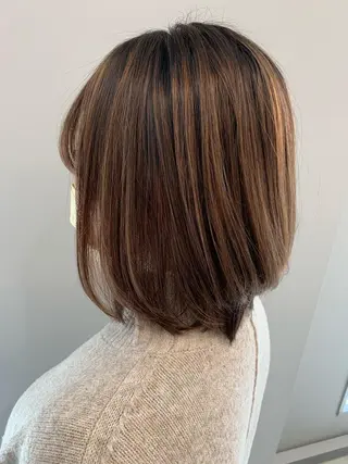 カラー theF___ yukoのヘアスタイル