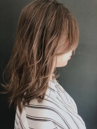 ロング カラー ブリーチカラー 美髪矯正takaraのヘアスタイル
