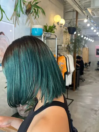 ミディアム カラー 尾藤 浩一のヘアスタイル