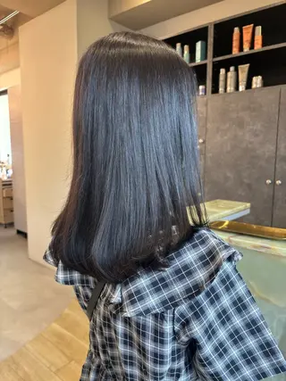 ミディアム カラー レイヤー✂︎ぷつボブ 艶カラー🤍noaのヘアスタイル