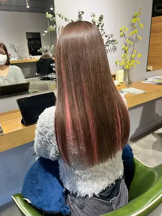 ロング カラー 透明感ハイトーン🦄 キラ🌈のヘアスタイル