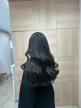 セミロング 栄/久屋大通り/韓国 /透明感/横山🩵のヘアスタイル