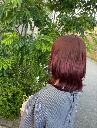 ミディアム カラー 松尾 遥花のヘアスタイル
