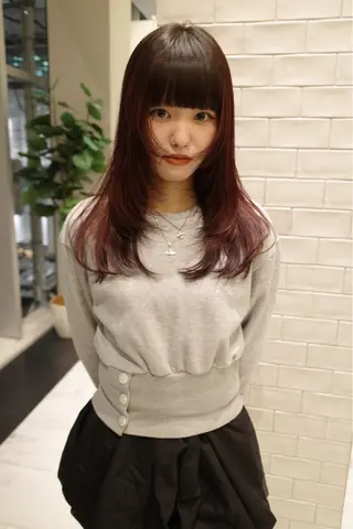 ミディアム カラー ブリーチ😼 ボブ✍️レイヤーのヘアスタイル