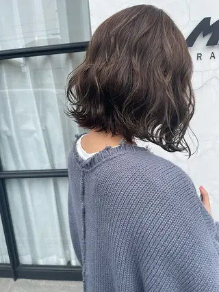 ショート 伊藤 陽のヘアスタイル