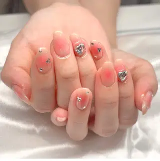 ネイル UnFLAIR麻布 十番店🎀SARAのネイルデザイン